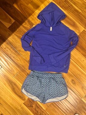 GAP Fit Blue/Purple Athletic Hoodie with Blue Patterned Running Shorts